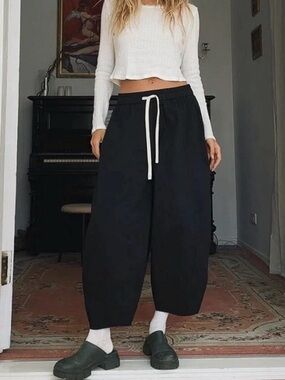 Women’s Black barrel Drawstring Pants